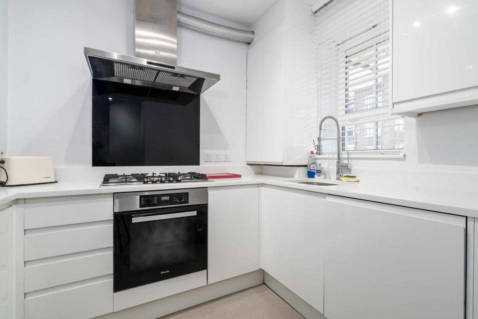Guestready - A British Charm In South Bank *