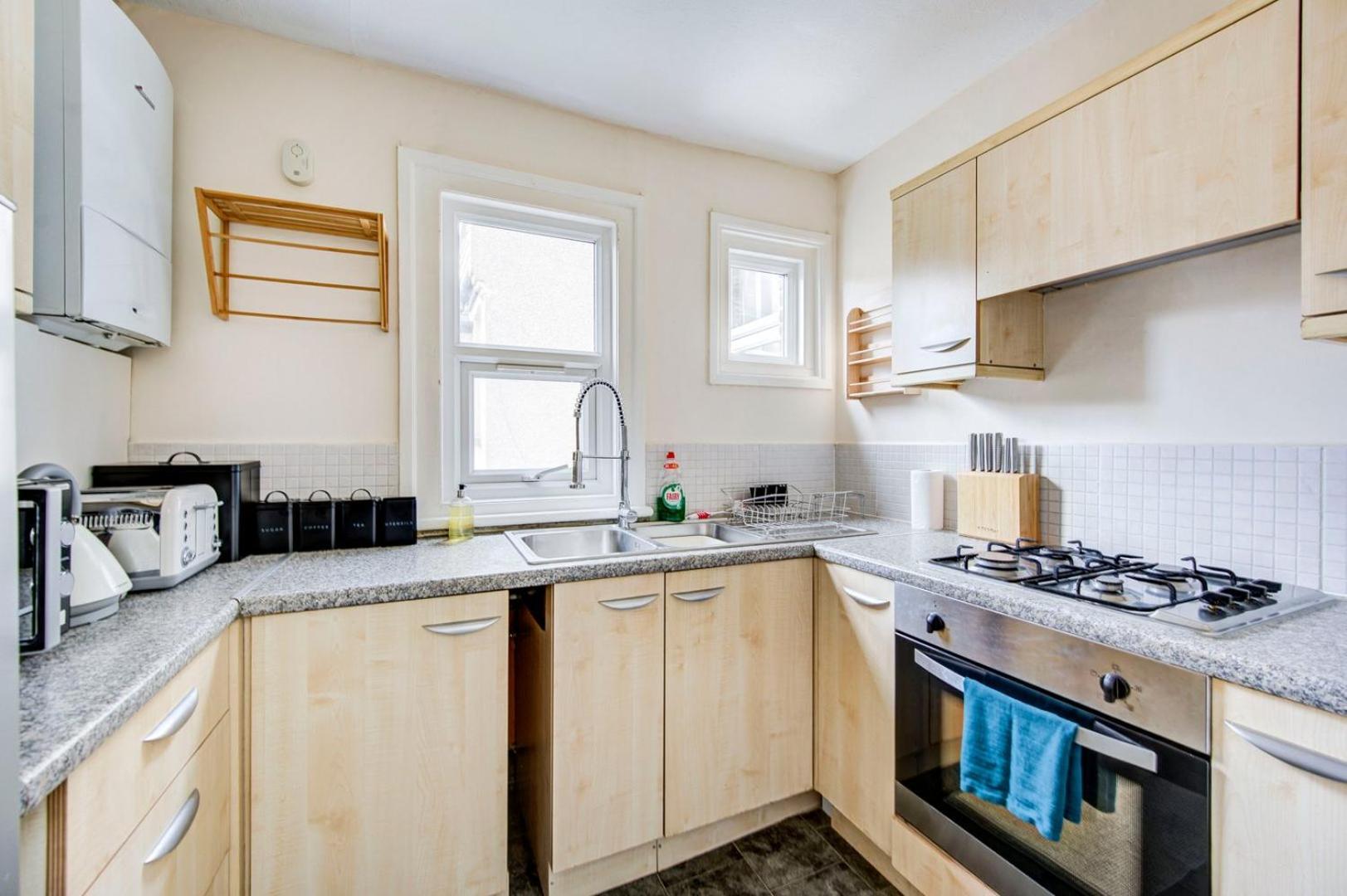 Guestready - Harrow Delight Near Recreation Ground