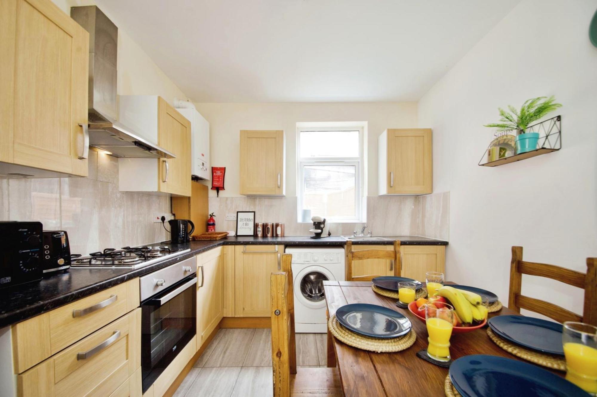 The Garden House Near Tottenham Stadium Alexandra Palace Finsbury P *