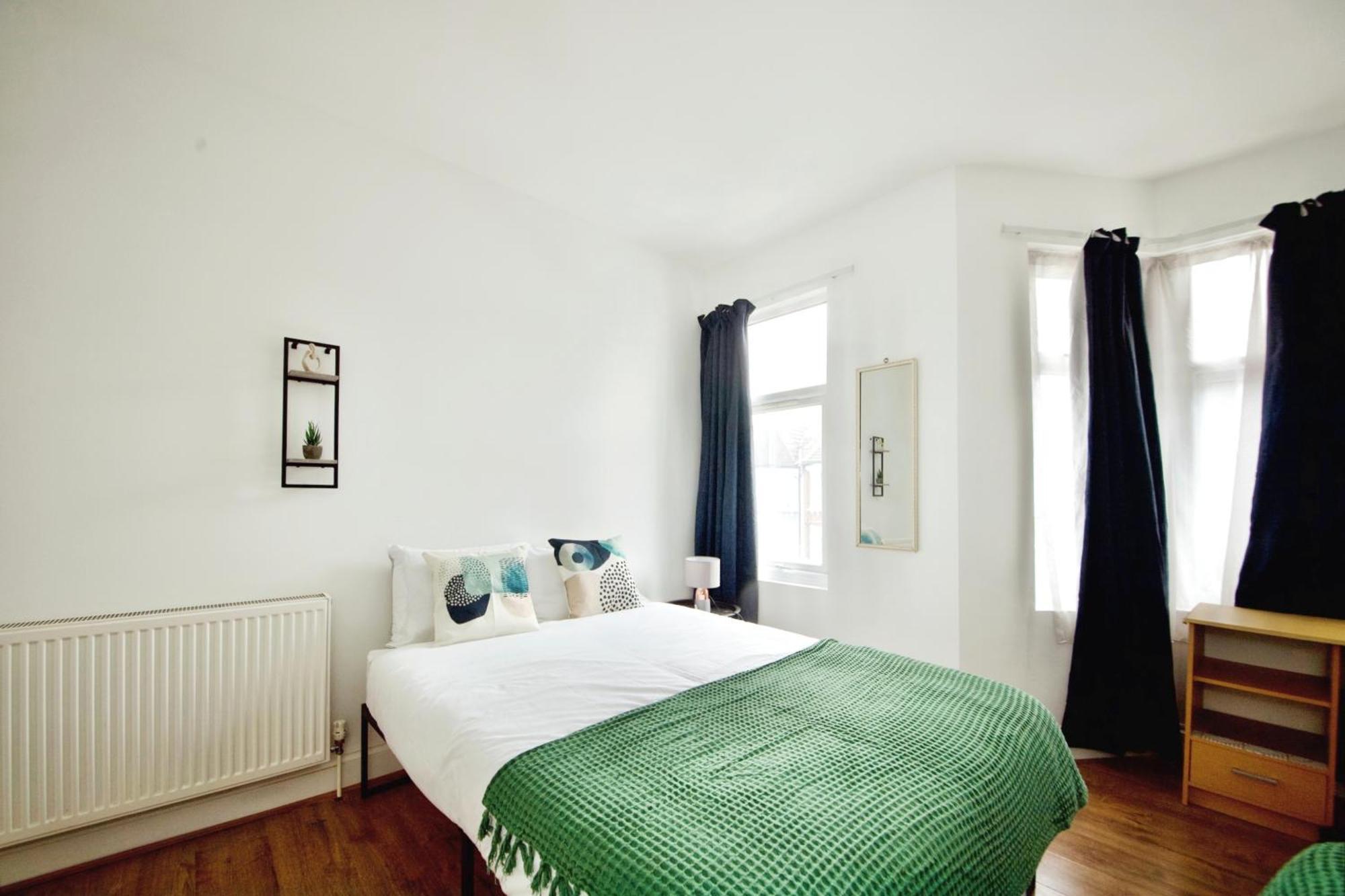 The Garden House Near Tottenham Stadium Alexandra Palace Finsbury P