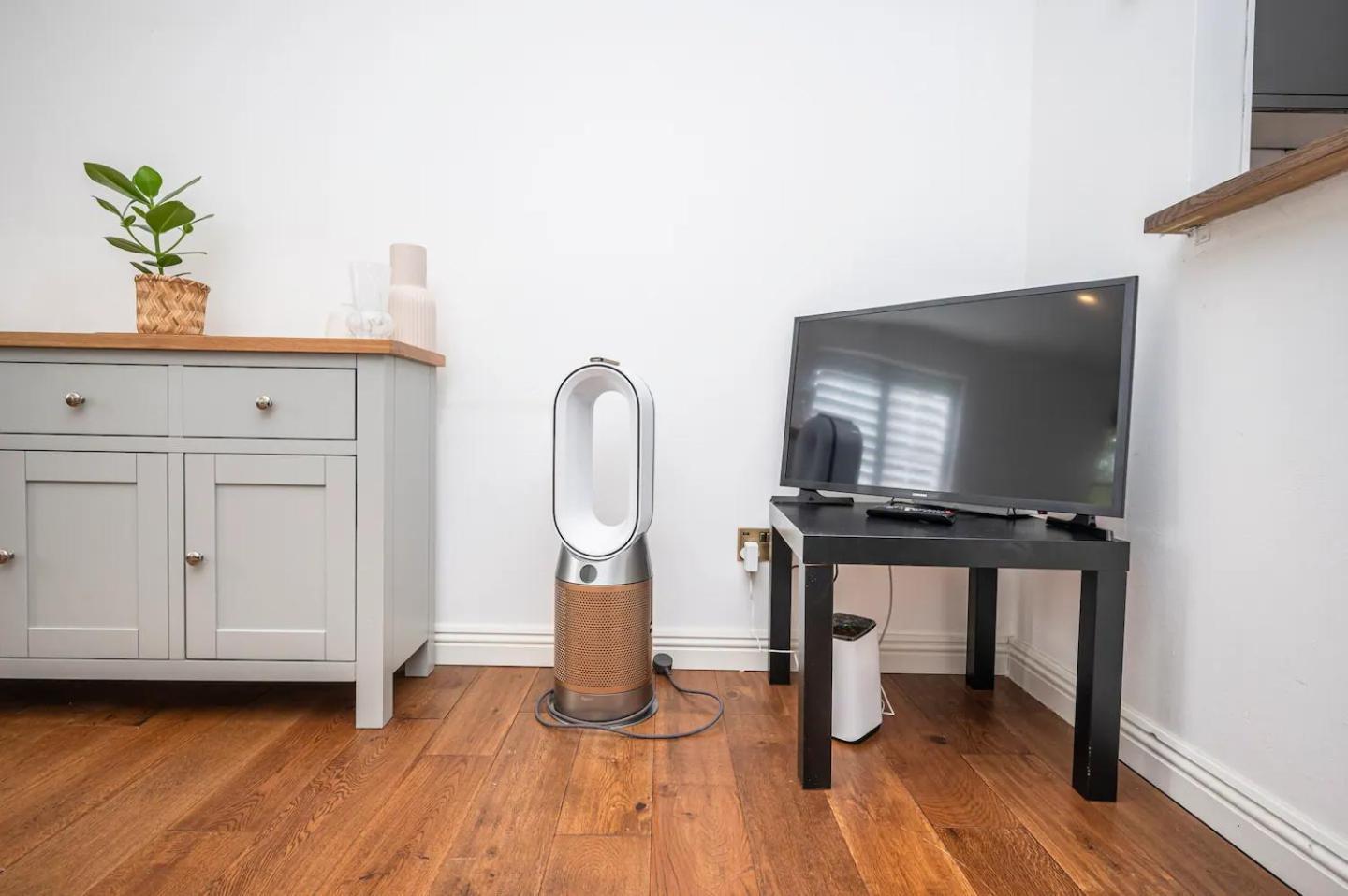 Greenwich House 10 Mins To O2 - Free Parking Pass The Keys Hébergement de vacances Londres