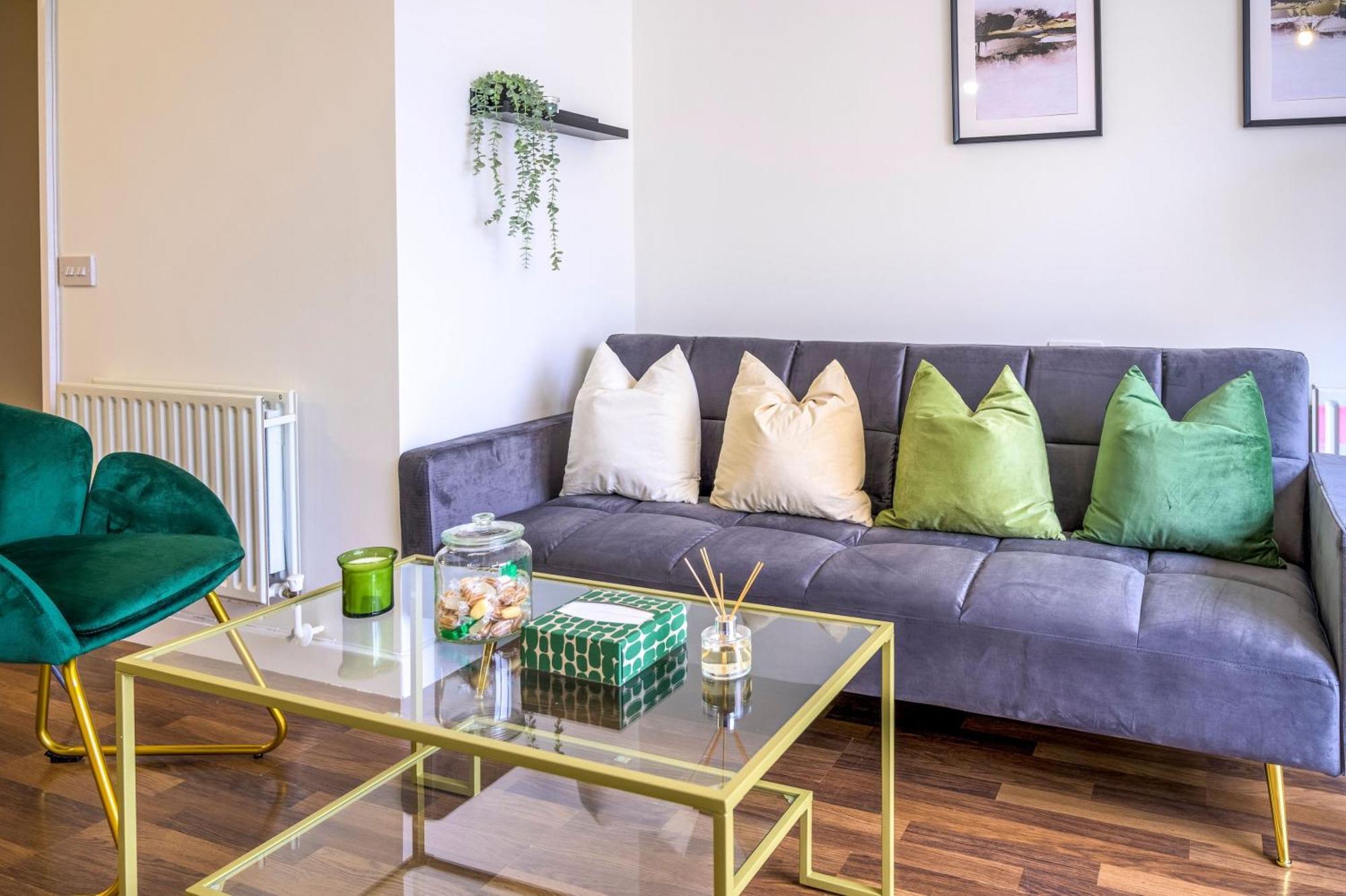 Appartement Warm 2-bed Flat By Livestay Short Lets & Serviced *