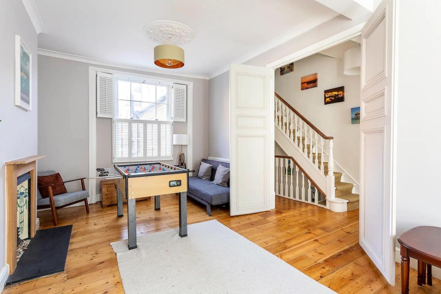 Casa de férias Pass The Keys Spacious Camberwell House 30min Bus Londres