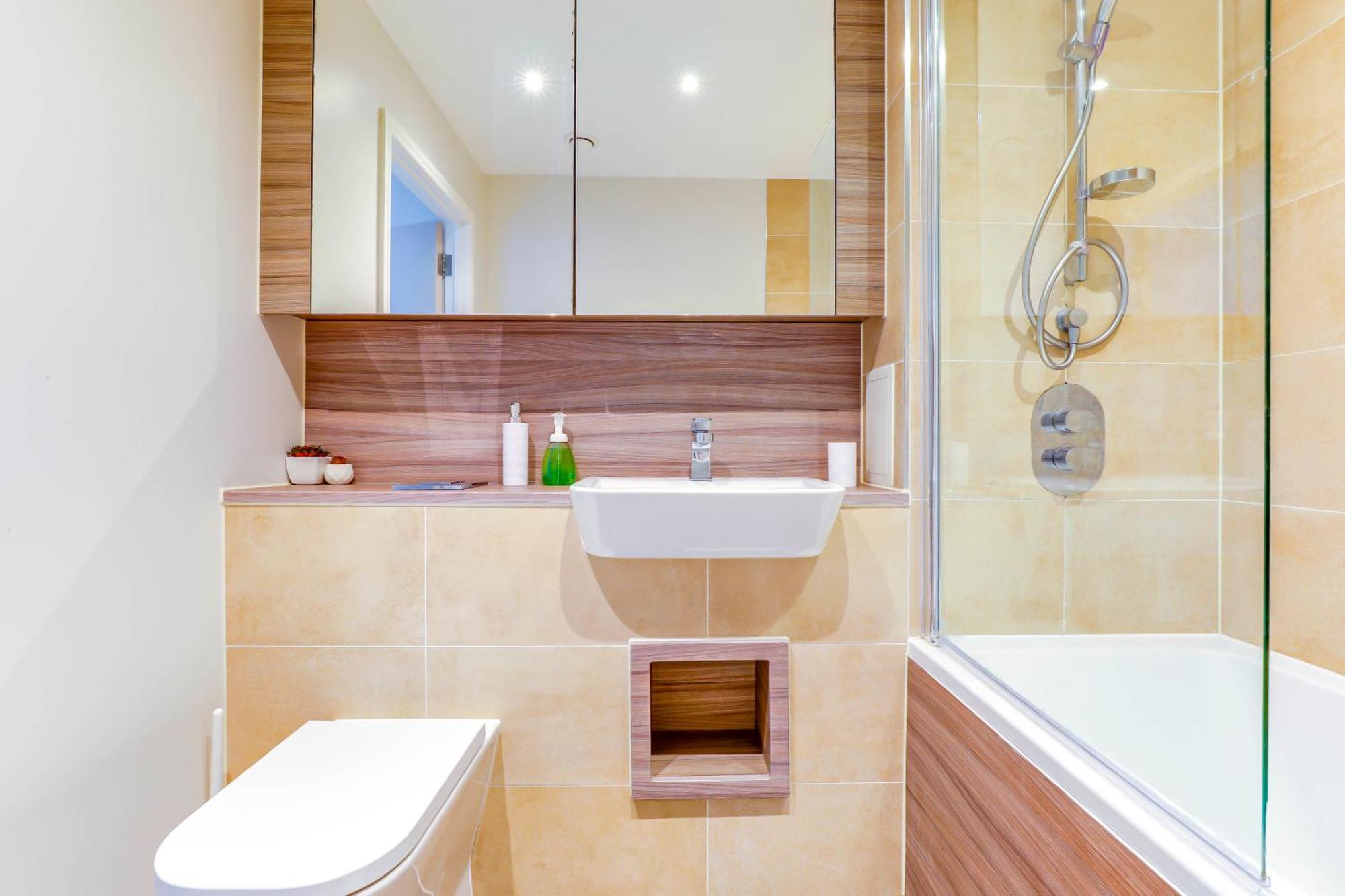 The Quarters - Pioneer Apartment *