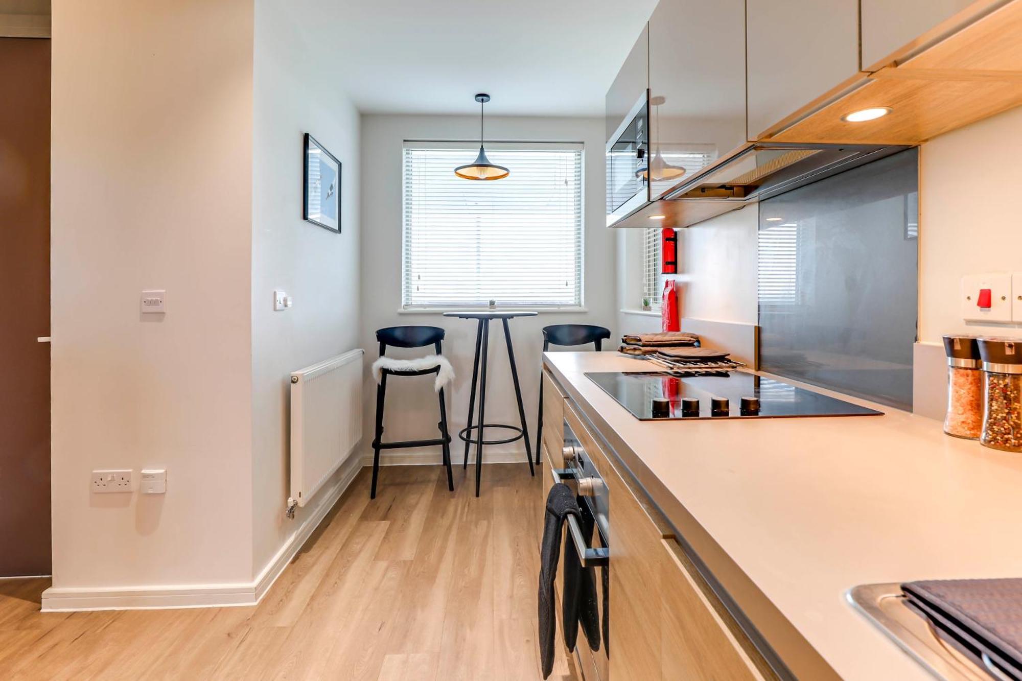 The Quarters - Pioneer Apartment London