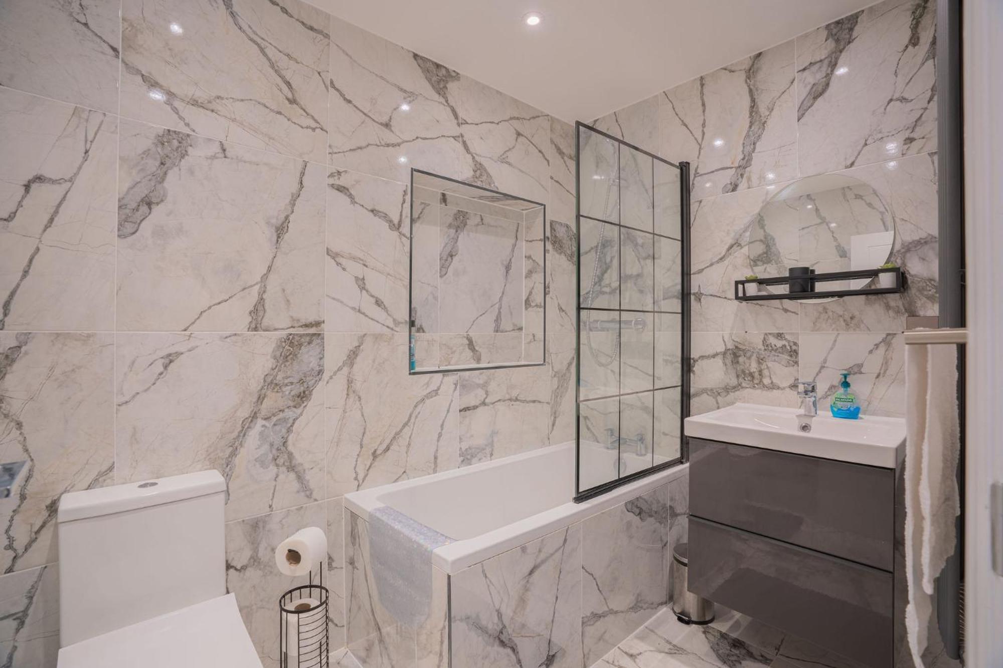 Hébergement de vacances Stunning 3 Bd House-tottenham Hotspur Stadium-parking And Wifi Free Londres