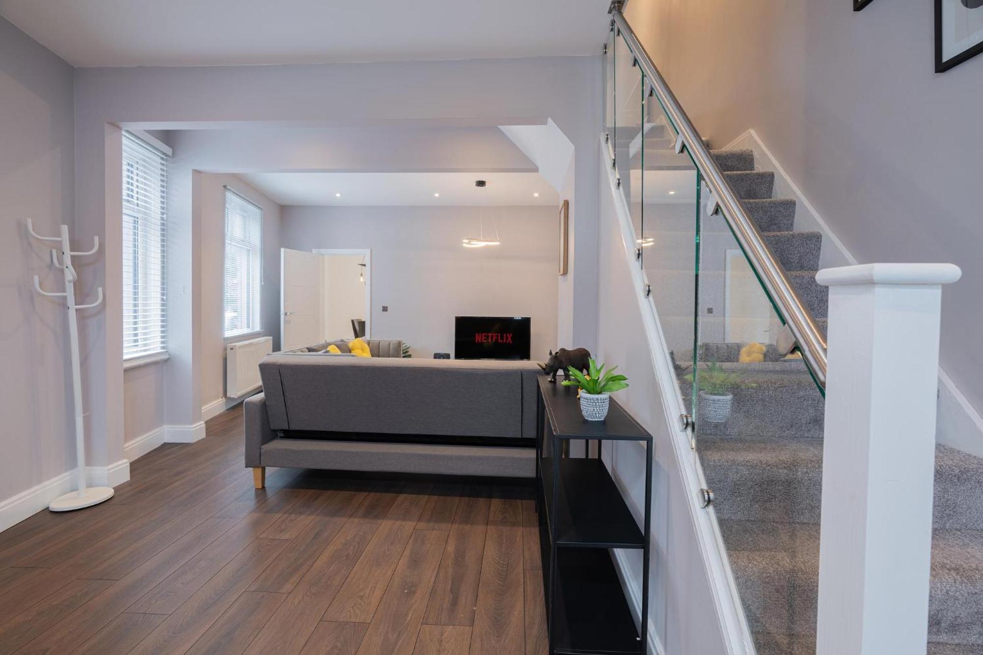 Stunning 3 Bd House-tottenham Hotspur Stadium-parking And Wifi Free Hébergement de vacances Londres