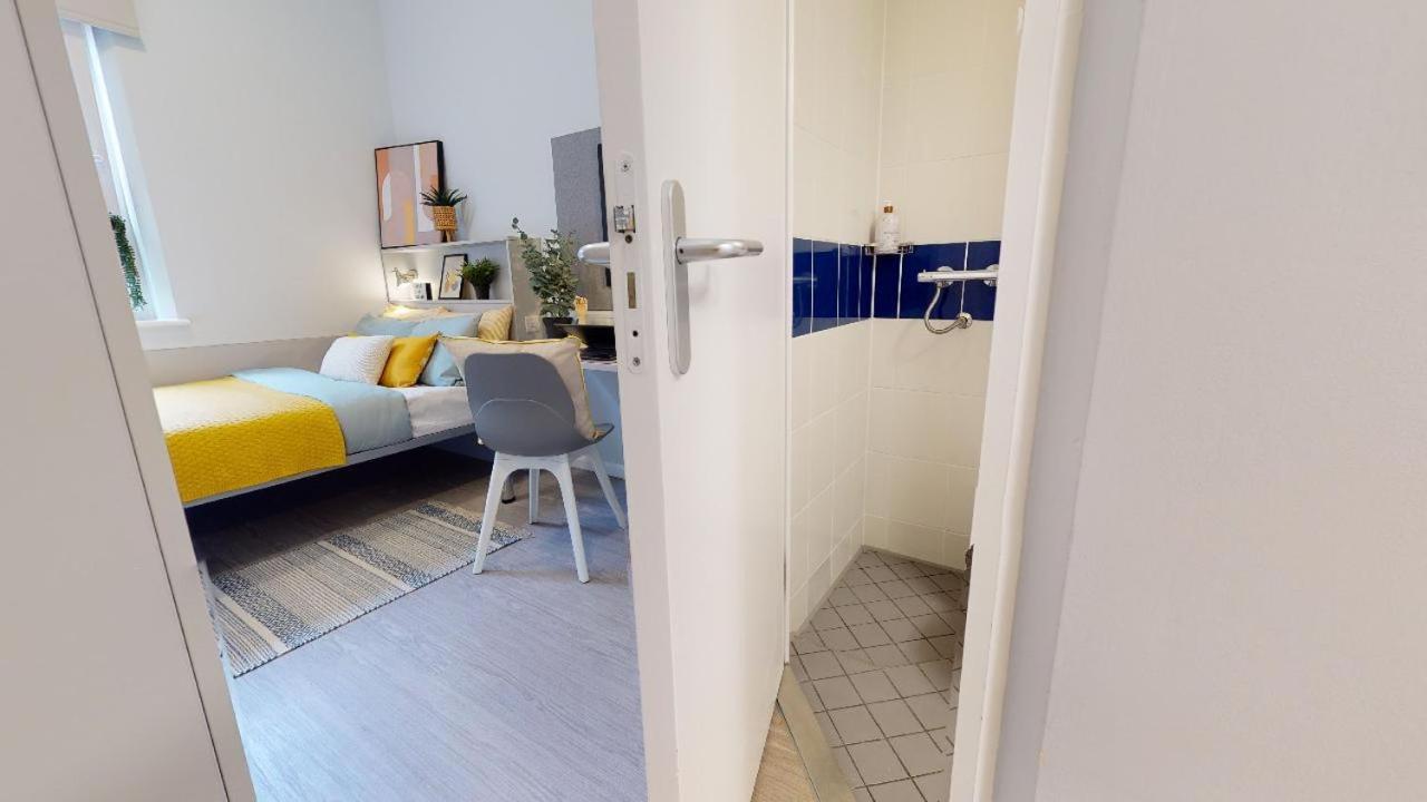 Student Only Private Ensuite At Will Wyatt Court