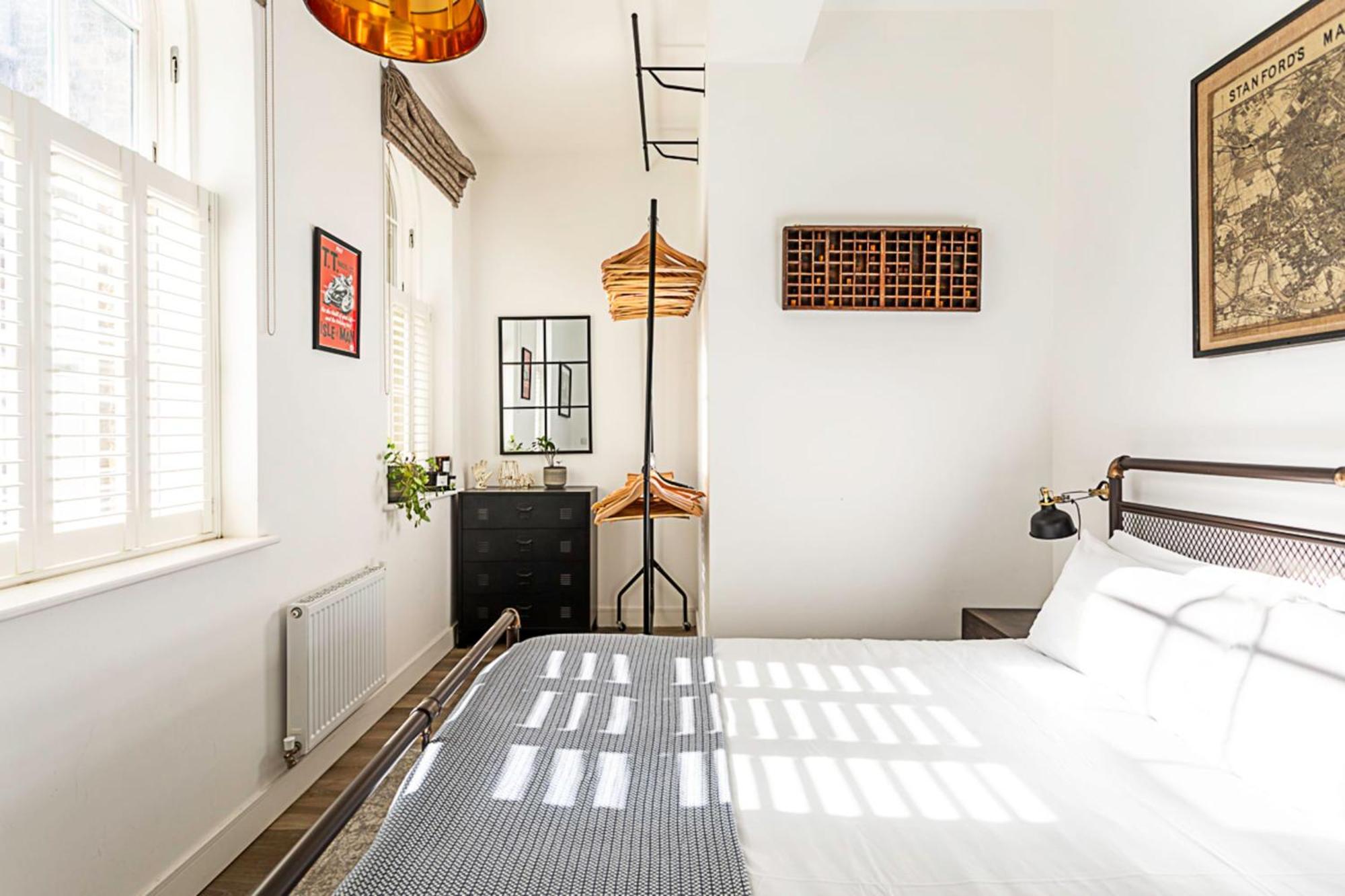 Contemporary Victorian