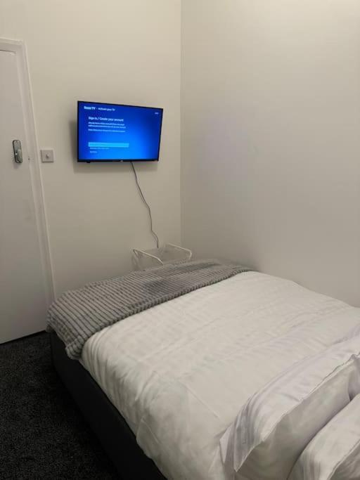 2 • Double Bed In King's Cross Appartement