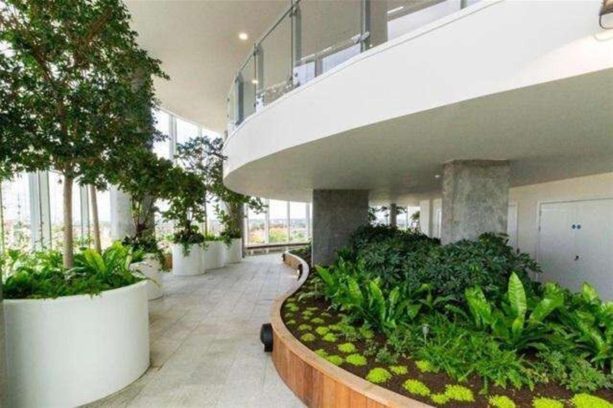 Luxurious 1 Bedroom With Gym And Roof Terrace Apartment *