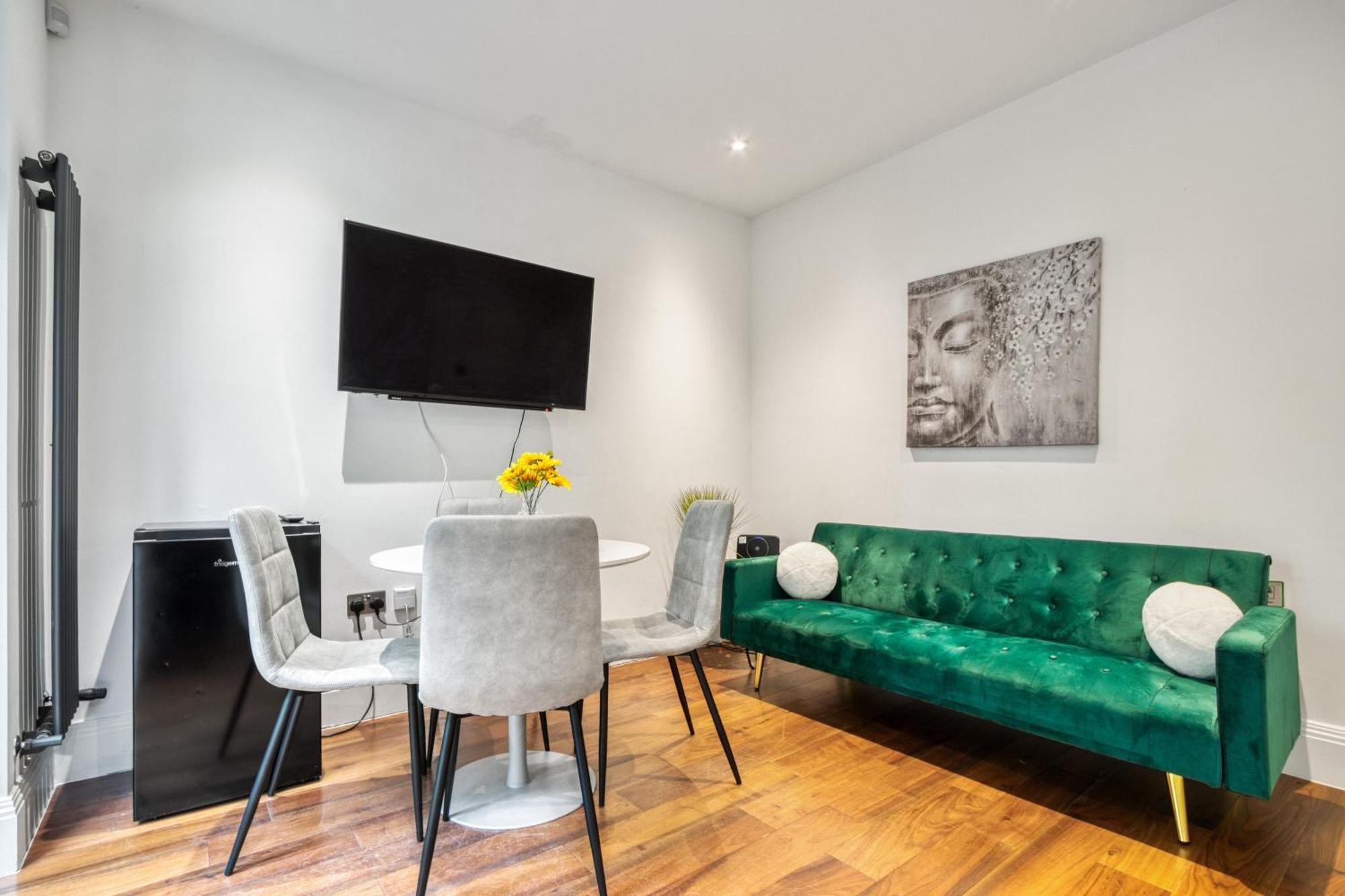 Sleek Modern Wimbledon Londen