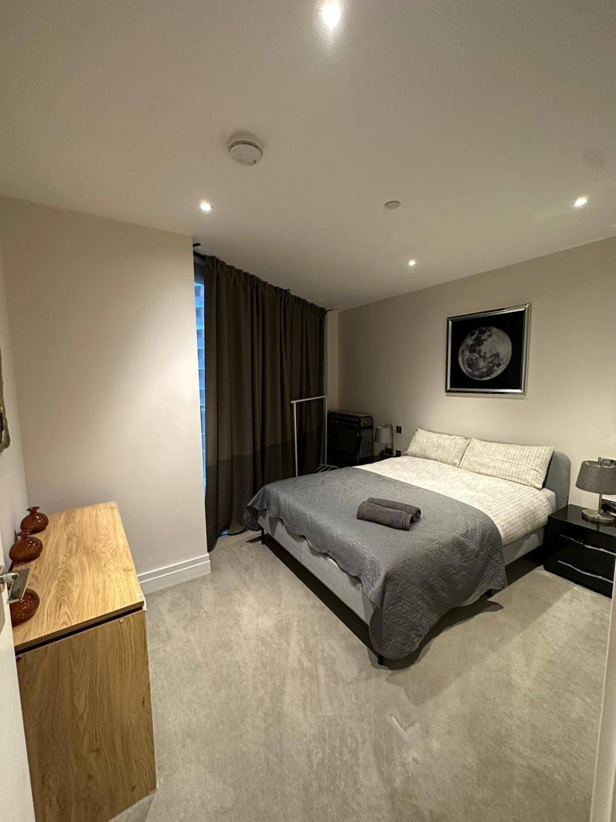 1 Bed Flat In Vauxhall Next To Battersea Londres