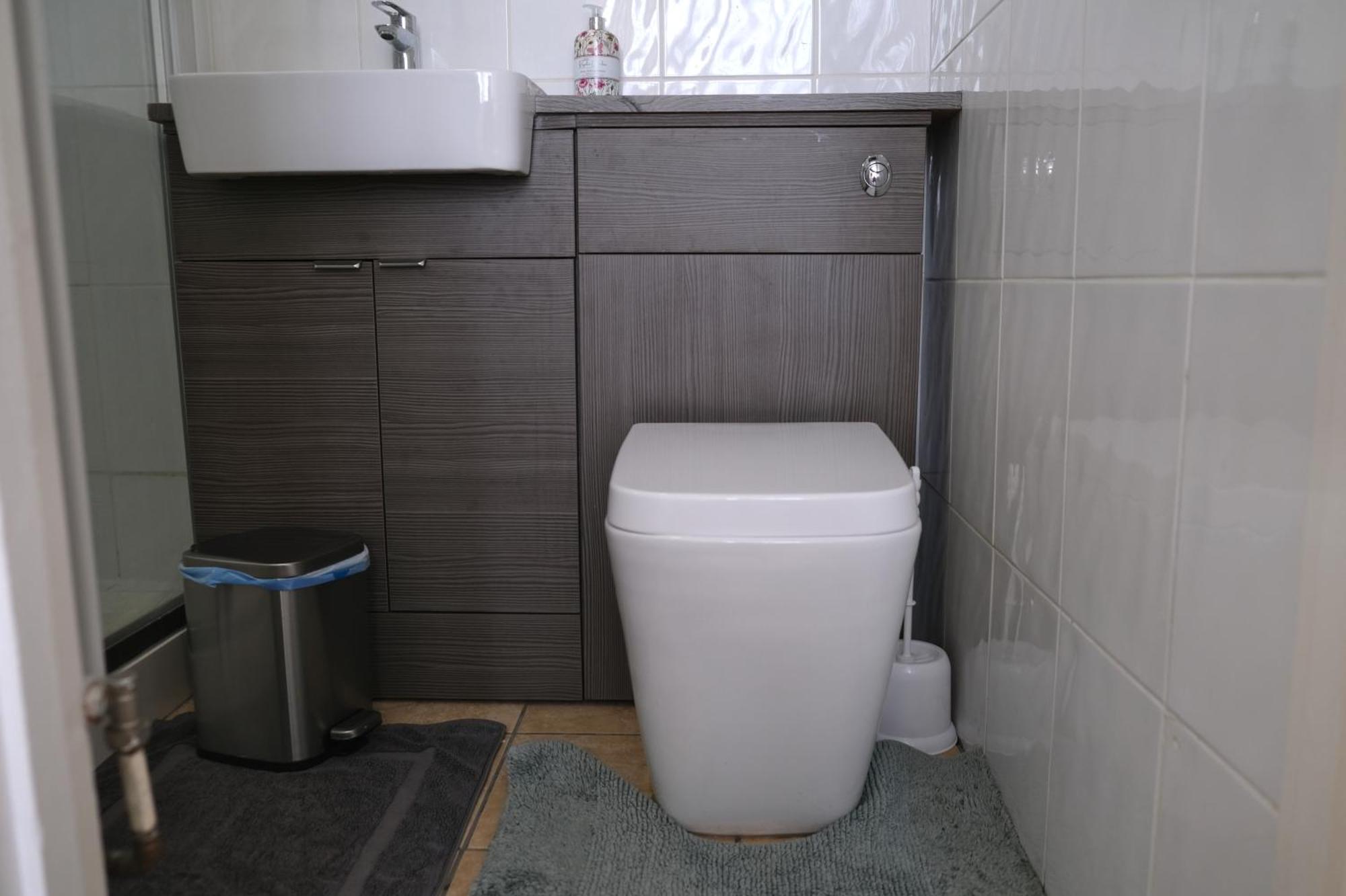 Apartment Lynton Road *