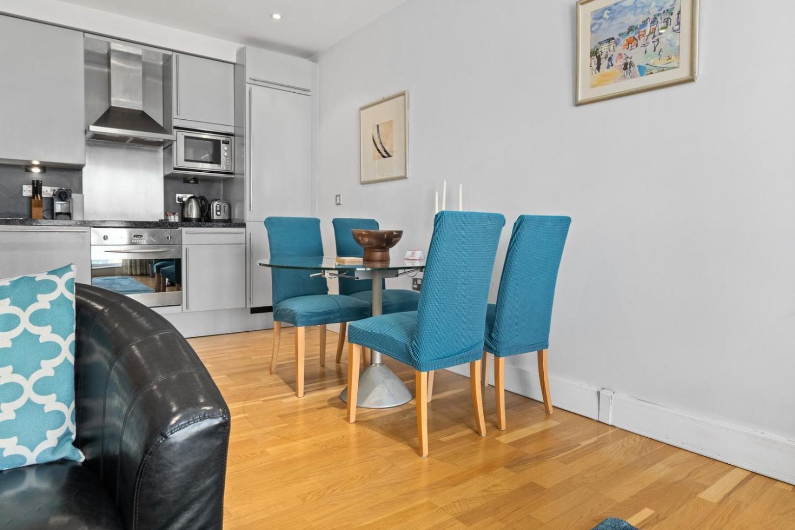 Guestready - City Escape In Tower Hill Apartment *
