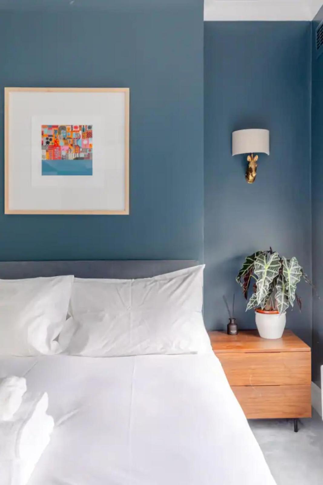 Hébergement de vacances Beautifully Designed 2bd House - By Queen's Park!