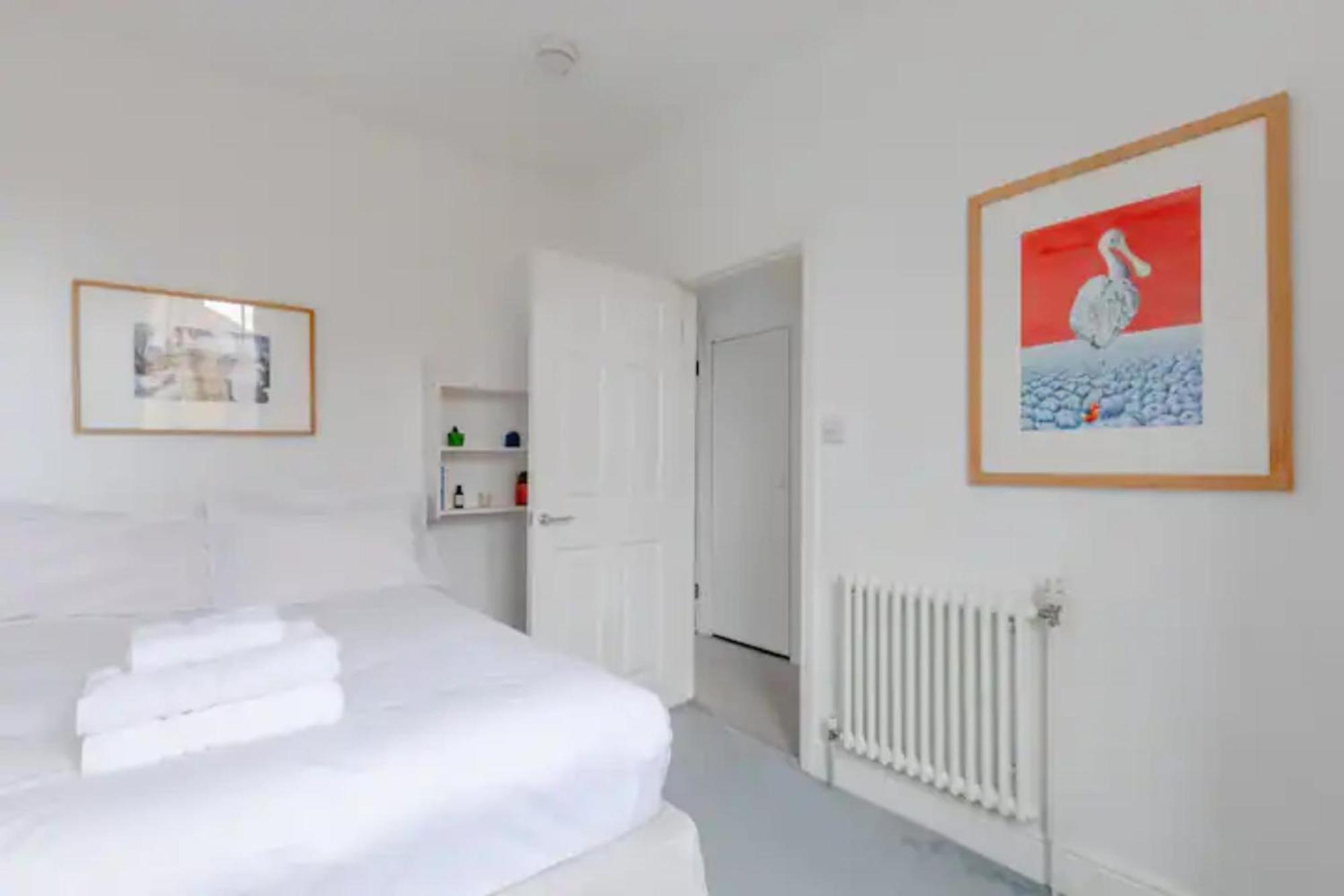Hébergement de vacances Beautifully Designed 2bd House - By Queen's Park! *