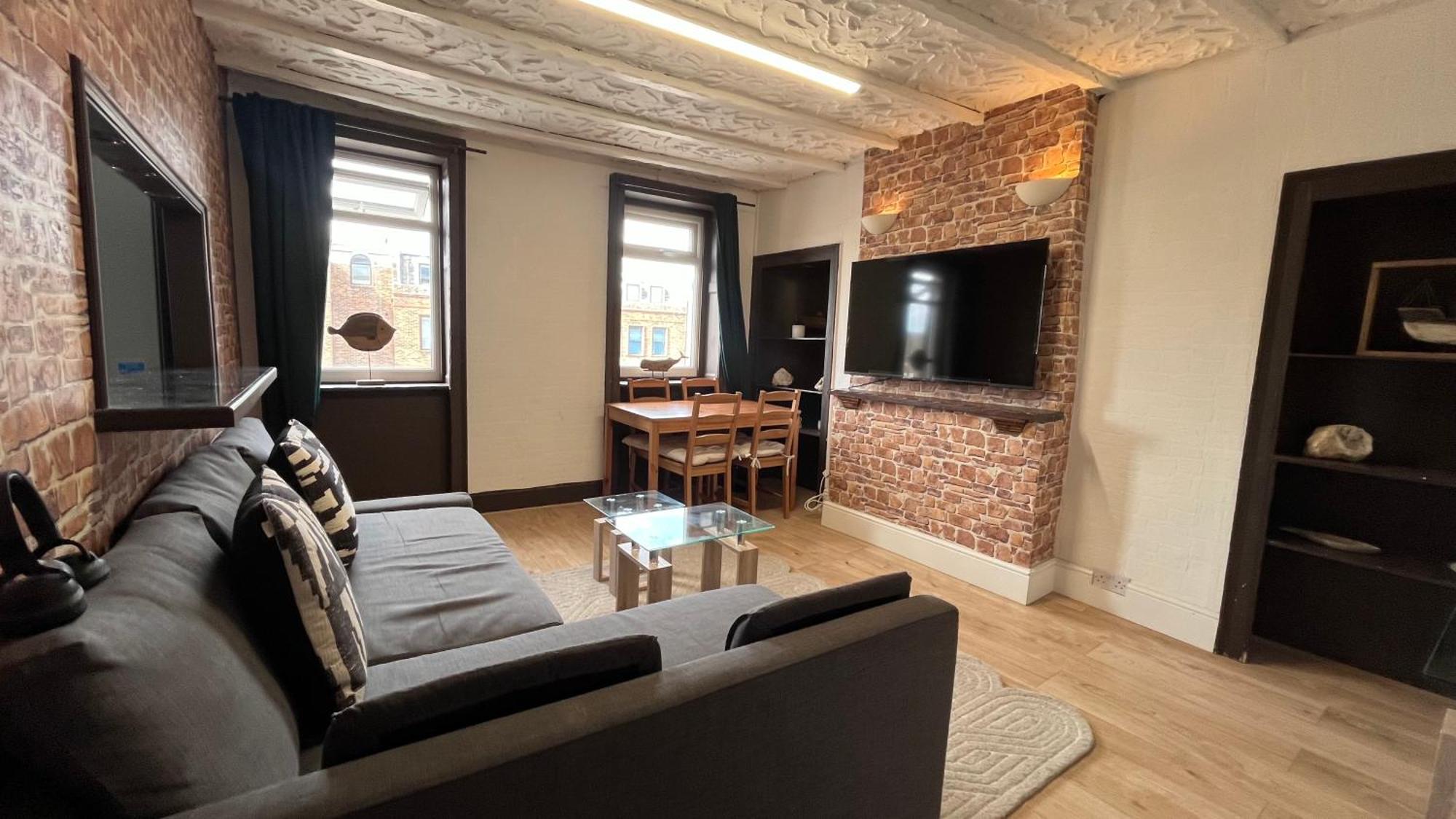 Apartment West One Bedroom *