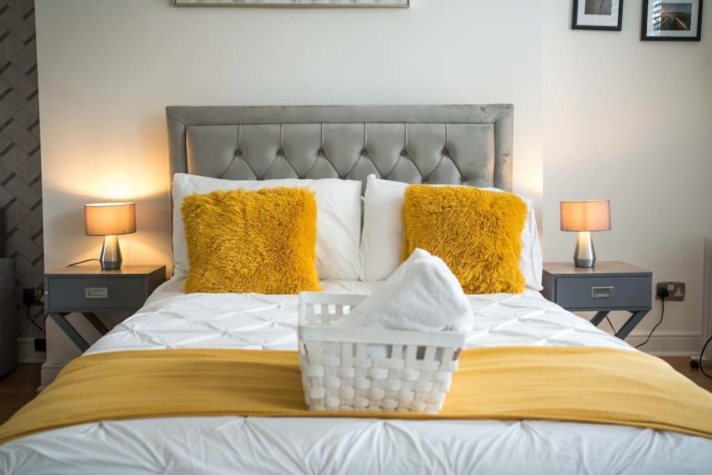 Appartement Spacious For Up To 4! Sofa Bed Londres