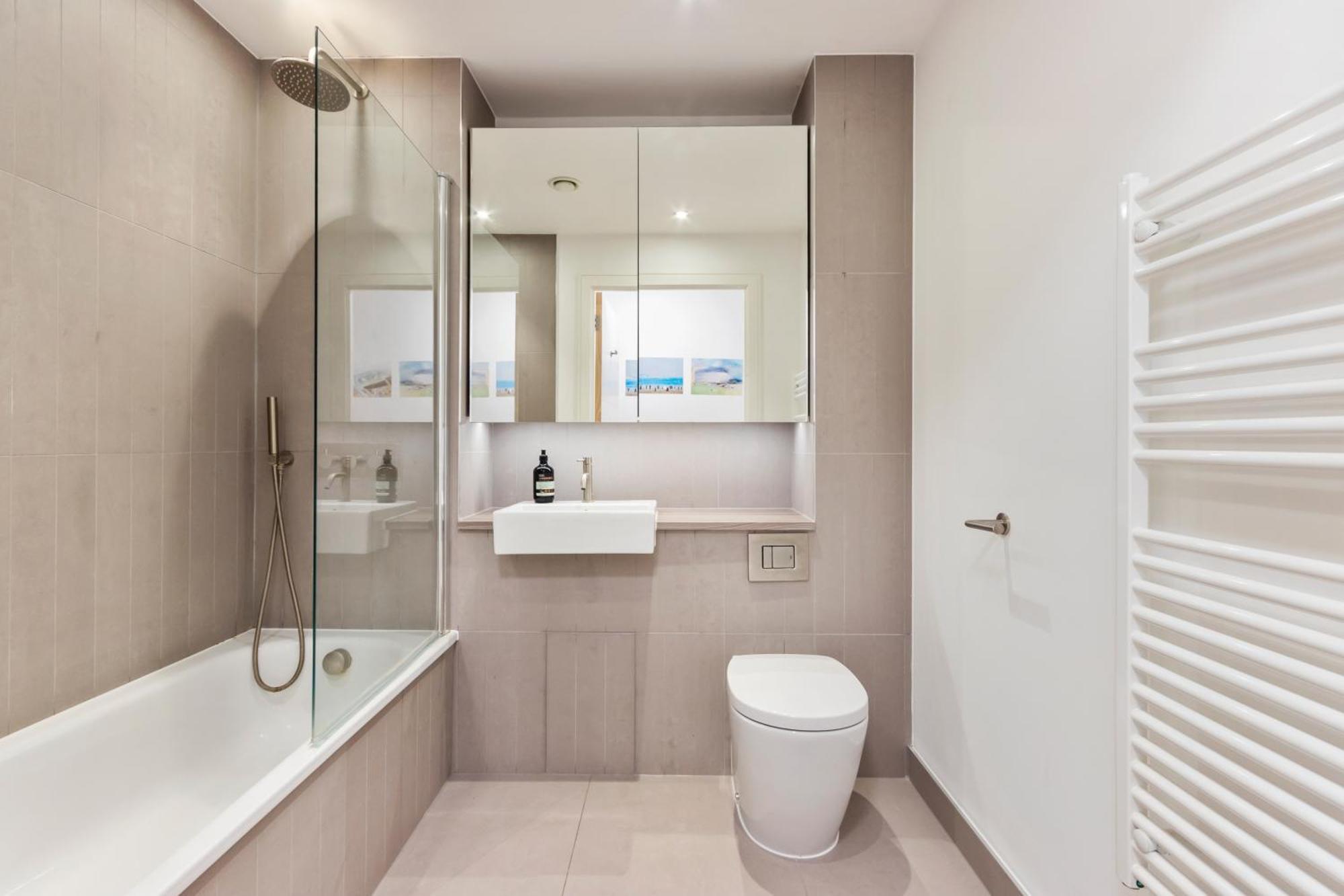 Beautiful Large 3 Bed 2 Bath Flat In Stratford Appartement Londres