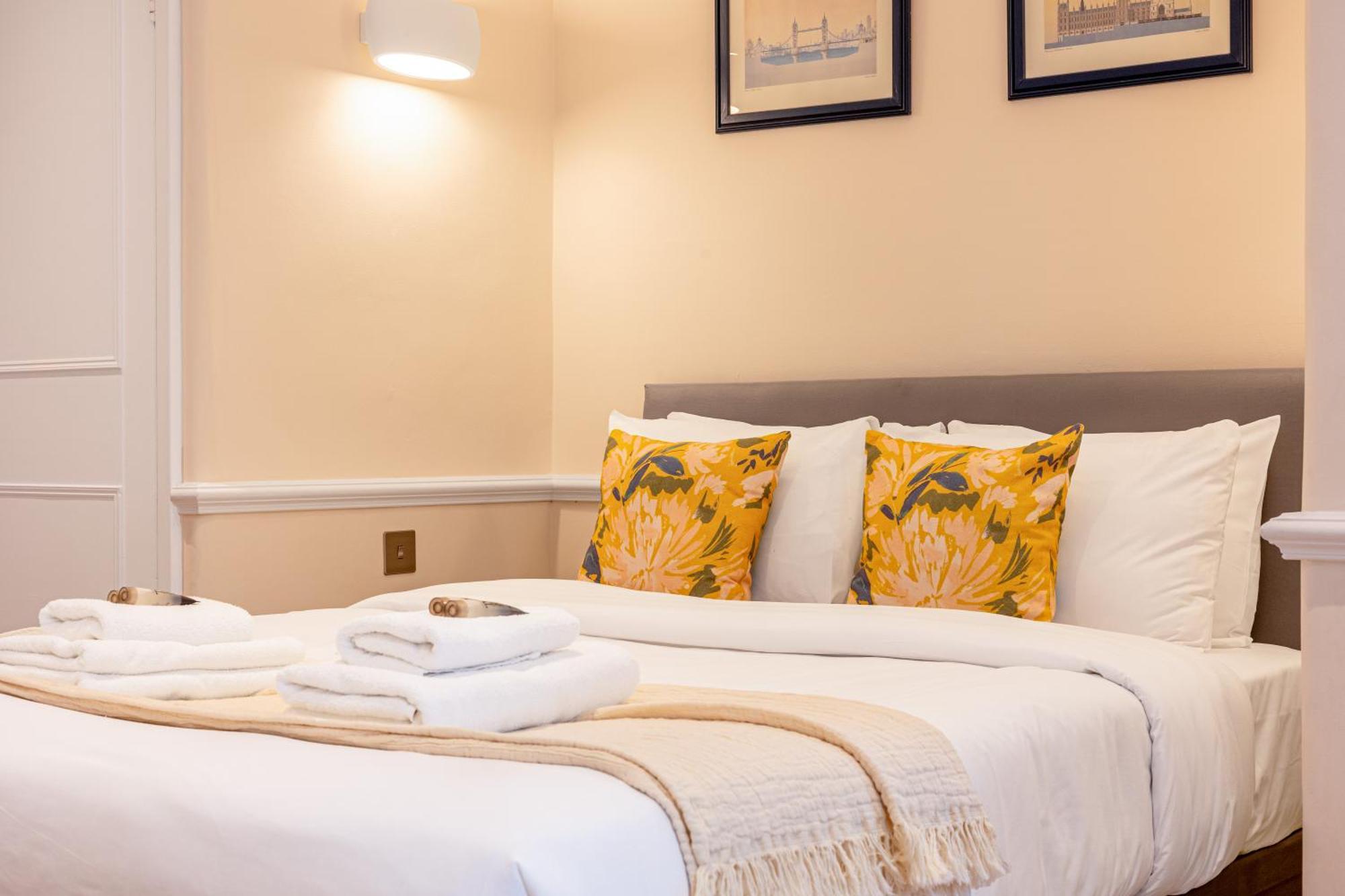 Charming In Prestigious Chelsea * Londres