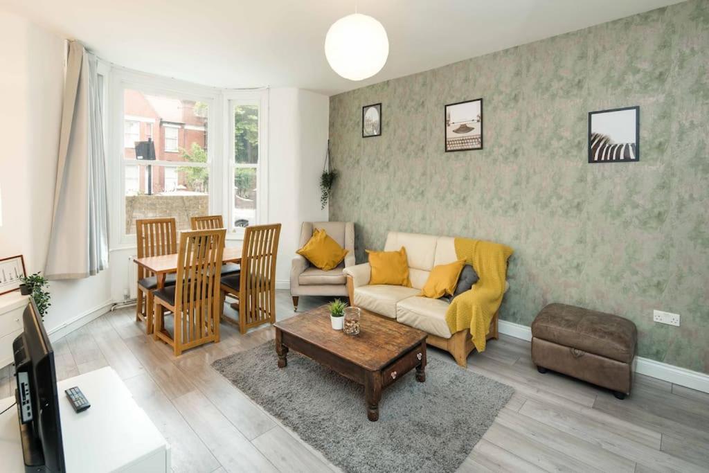 Family-friendly Garden Retreat * Londres