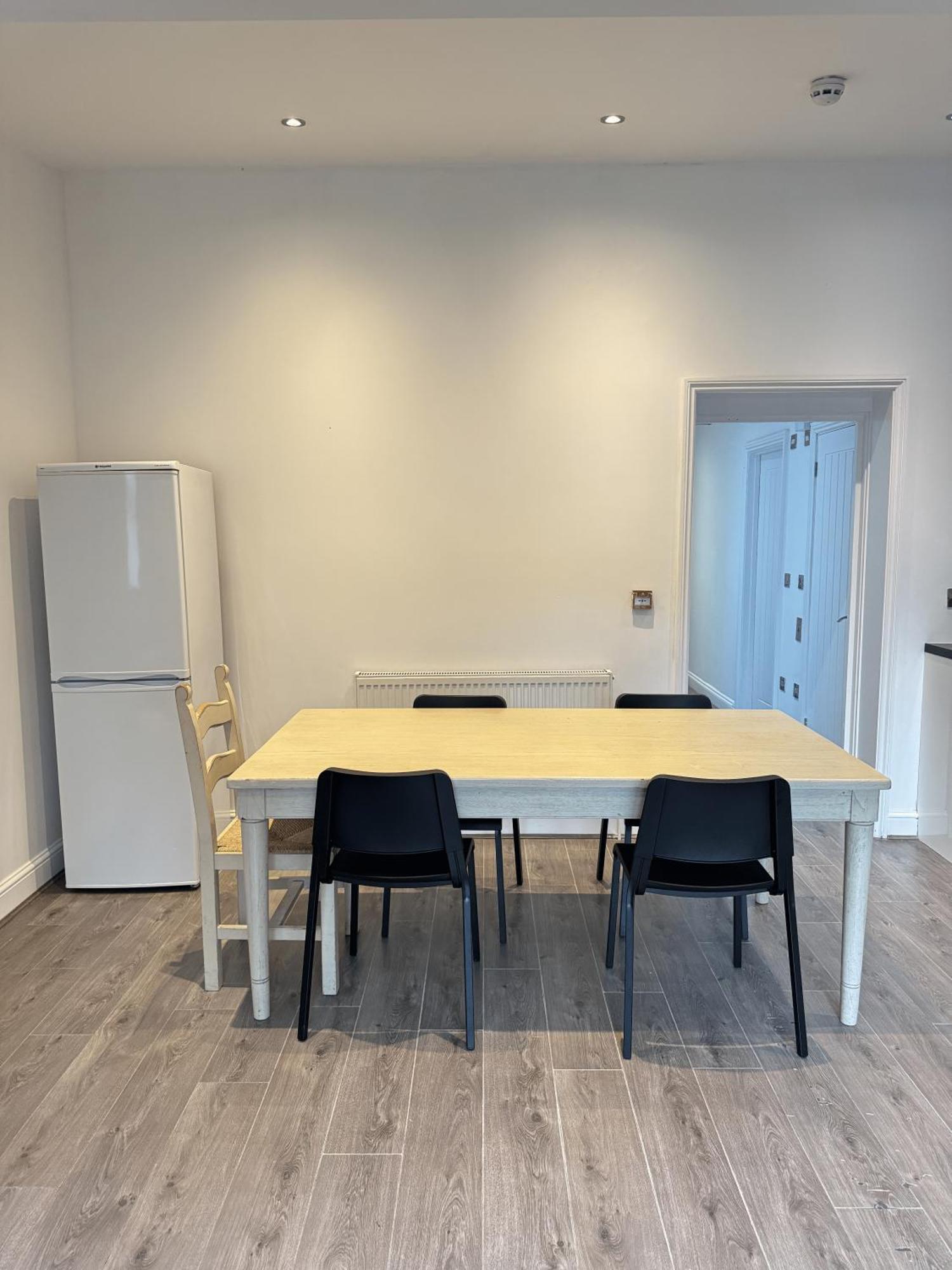 Gasthuis En-suite Bedroom For Up To 4! Sofa Bed - Near Stratford *