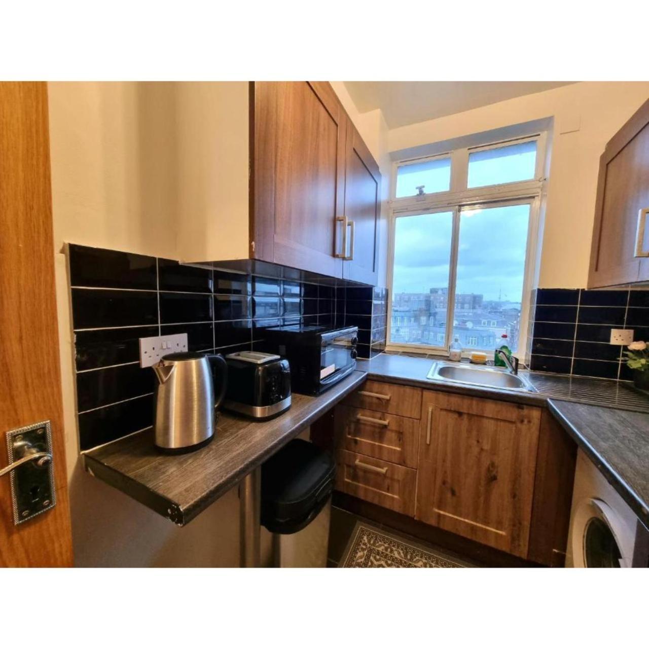 Stylish 1 Bed Flat In The Heart Of Marble Arch London