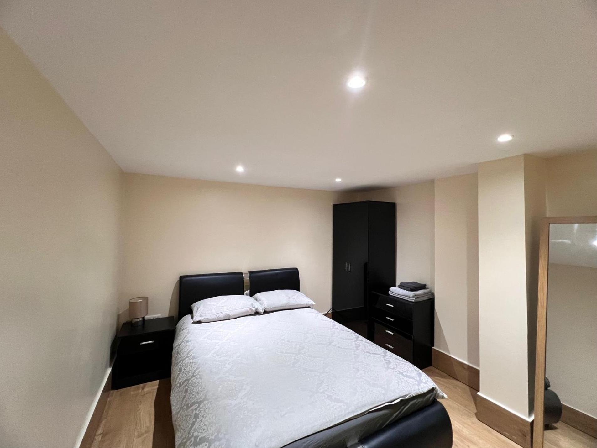 Apartamento Lovely Split Level One Bedroom - Finchley Road *