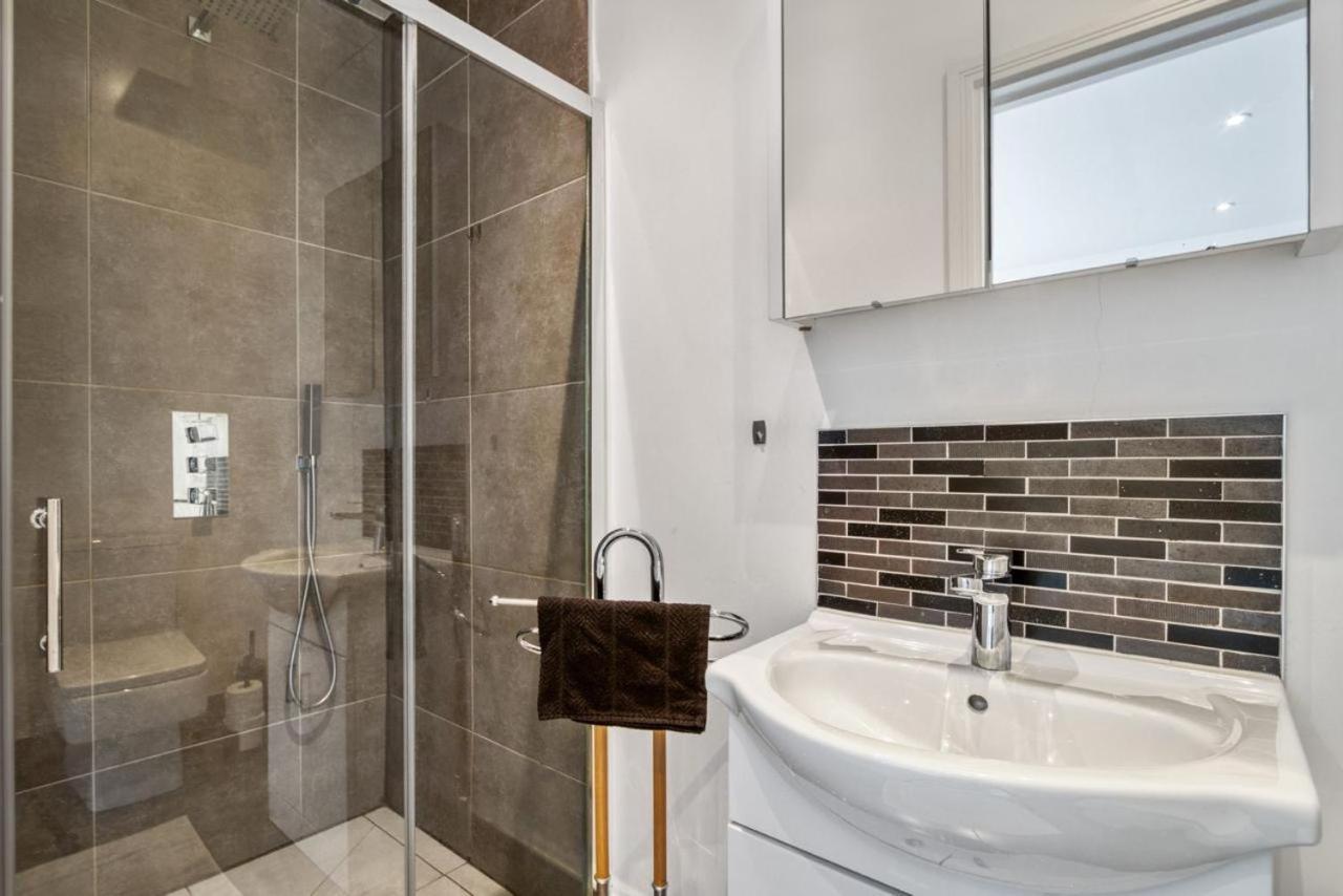 Luxurious Hidden Gem In Wandsworth * Londres