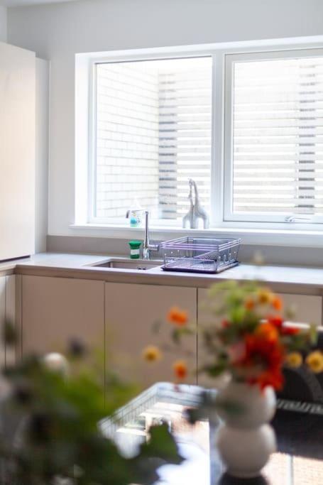 Appartement Stunning 5-bedroom Retreat In The Heart Of