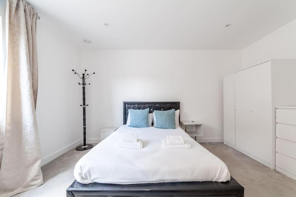Appartement Stunning 5-bedroom Retreat In The Heart Of Londen