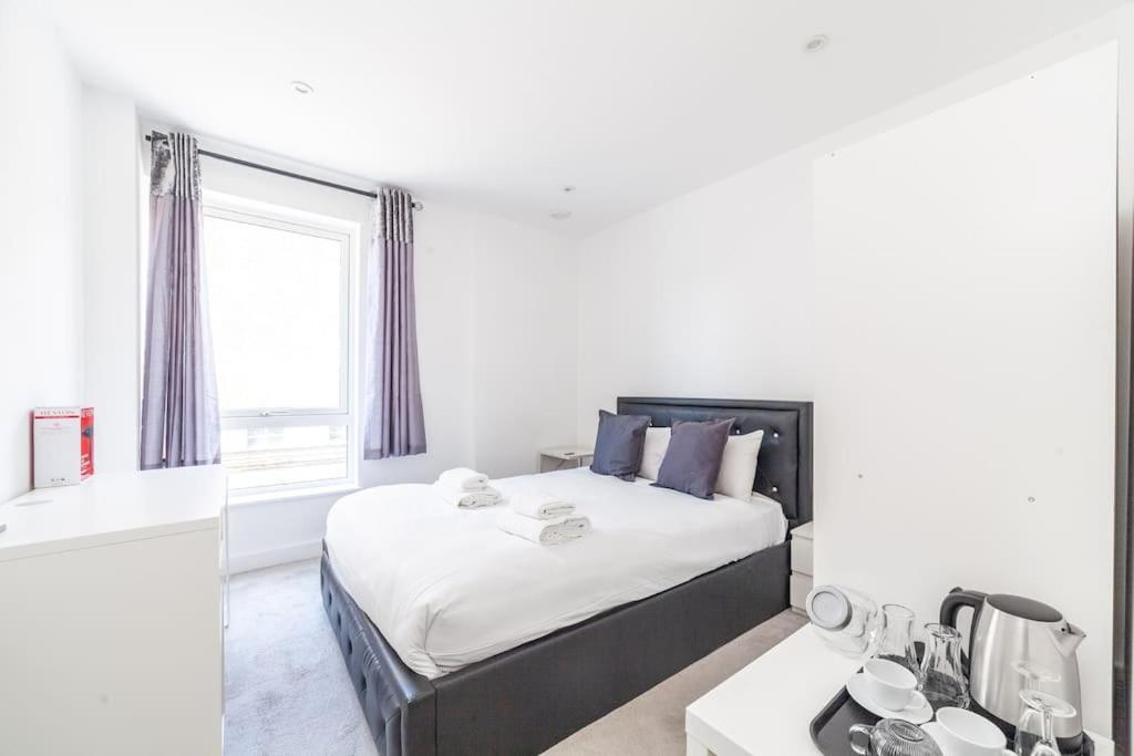 Stunning 5-bedroom Retreat In The Heart Of Appartement *