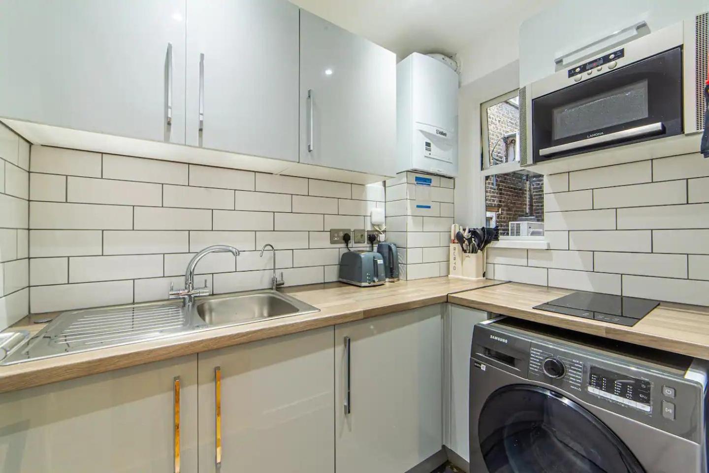 Pass The Keys - Charming Flat In Mayfair London