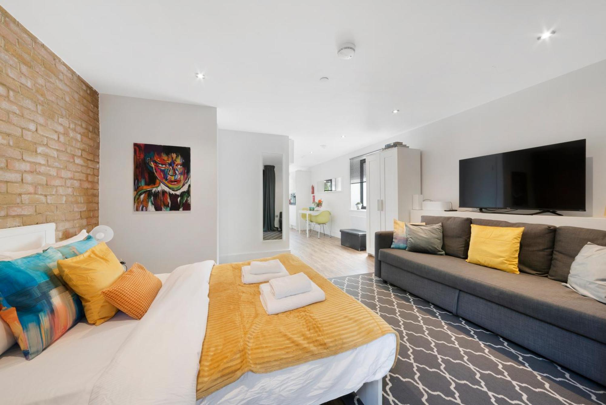 Manor House By Morethanstays Apartamento
