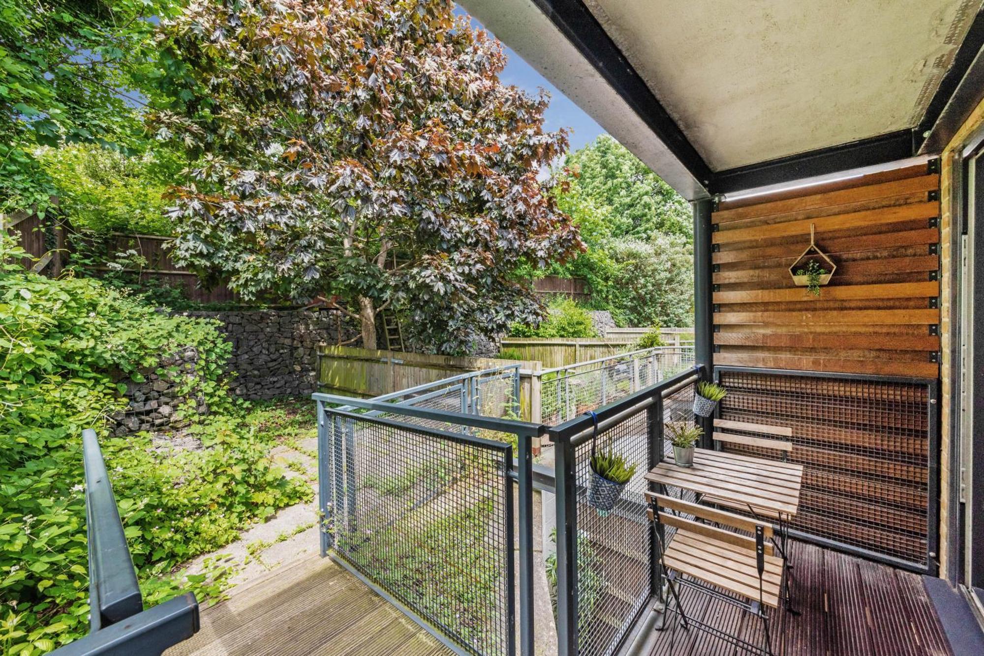 Manor House By Morethanstays Apartamento