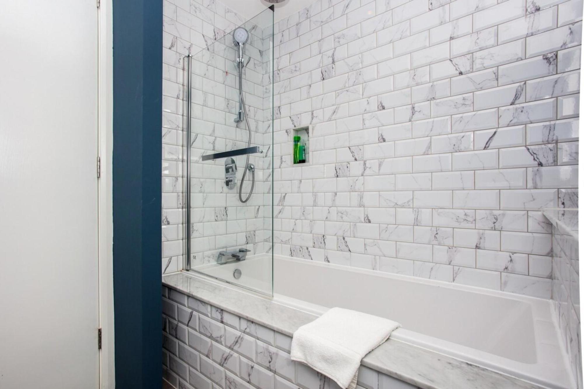 Bright Vibrant 1 Bedroom In South Hampstead Appartement *