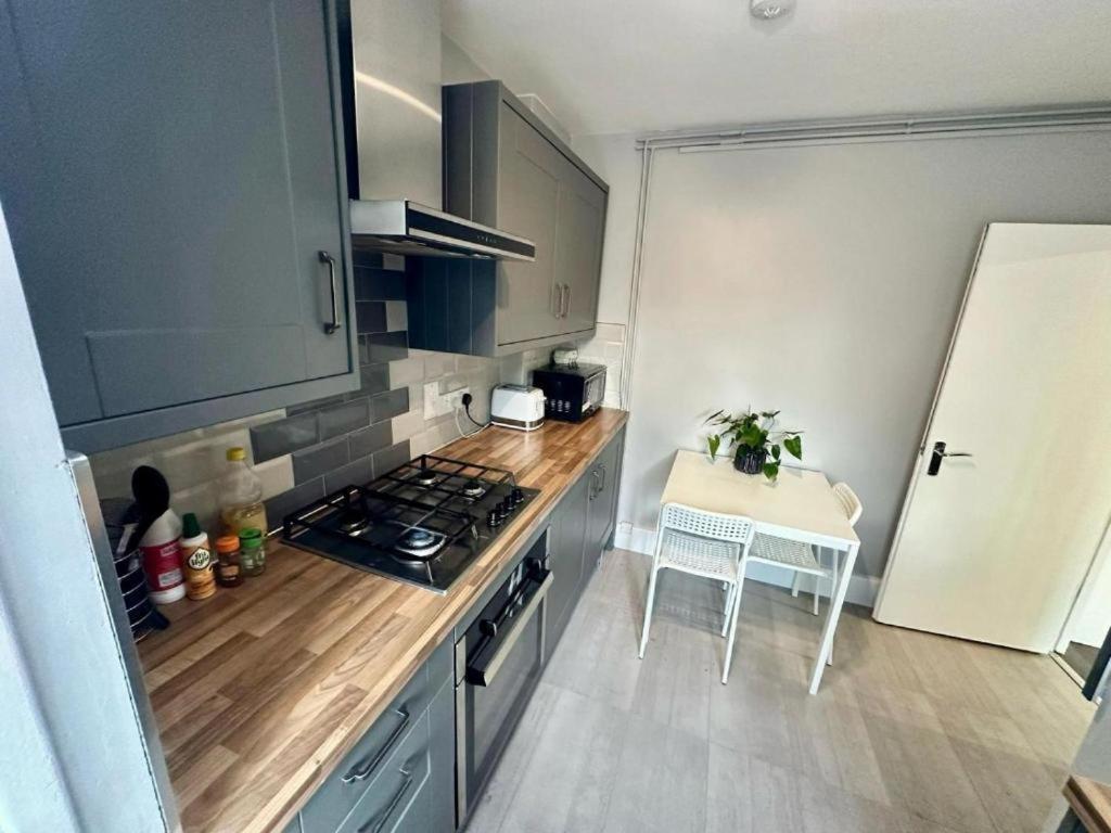 Karen House R2 Guest house