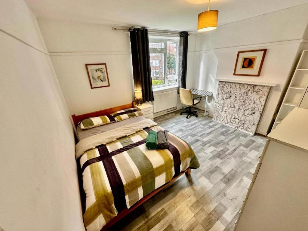 Casa de hóspedes Aldgate East R2 *
