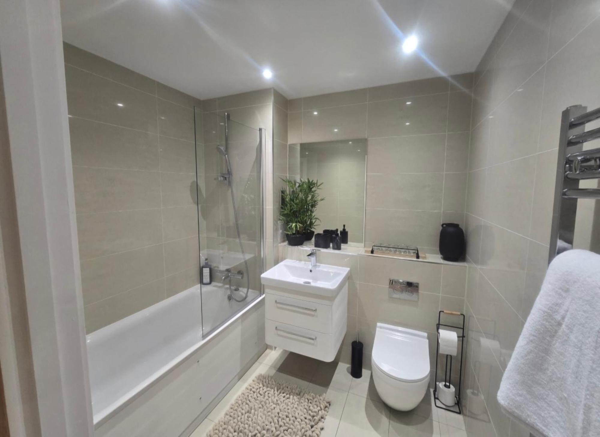 Apartamento Snuggle Inn: Riverside With Thames Views *