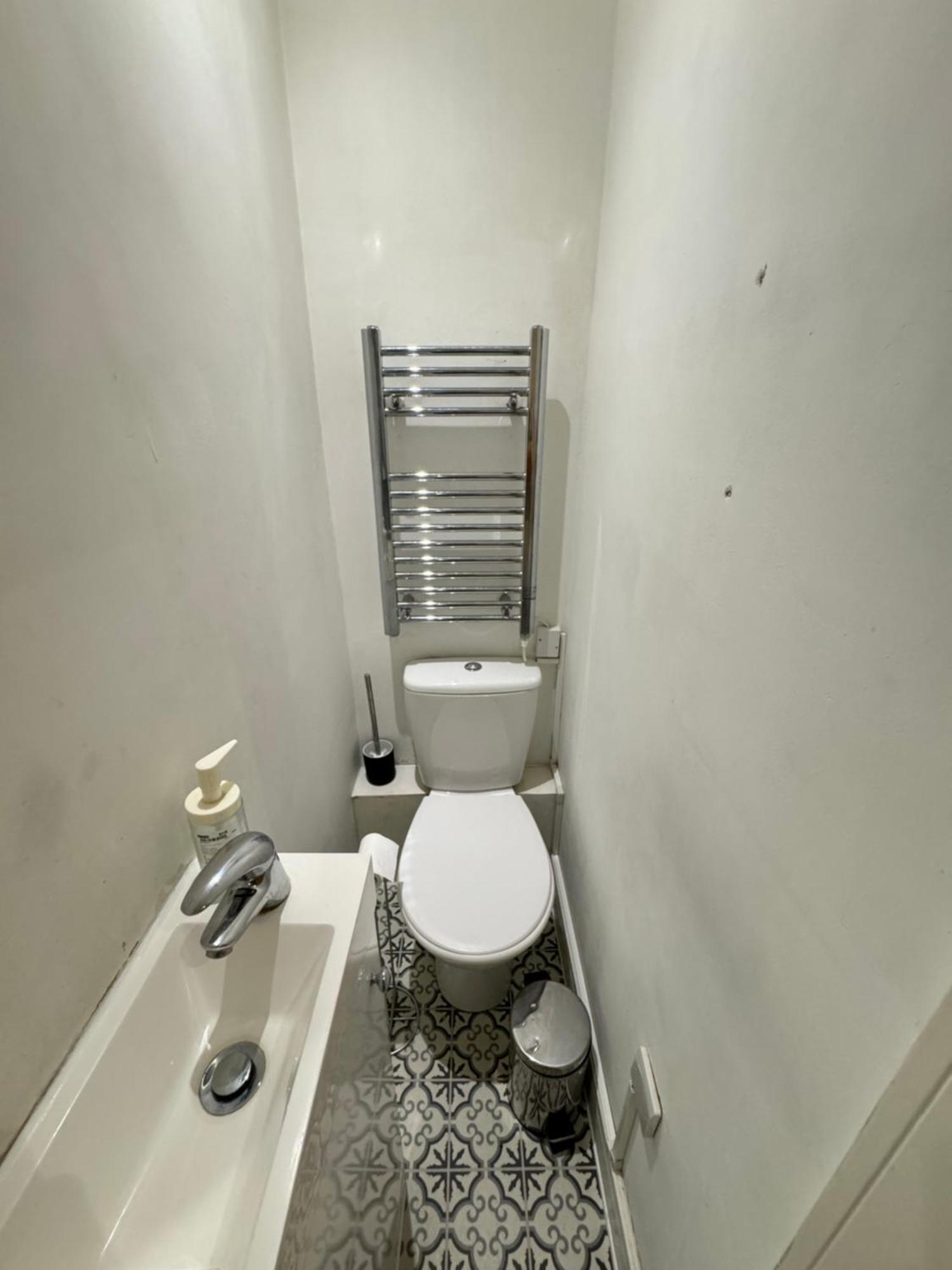 Cozy En-suite Near Stratford Maison d'hôtes *