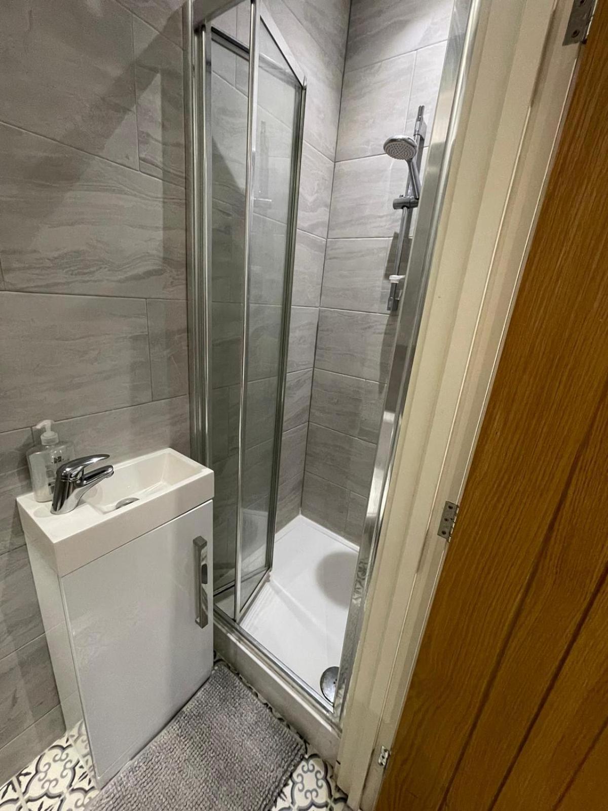 Cozy En-suite Near Stratford Maison d'hôtes