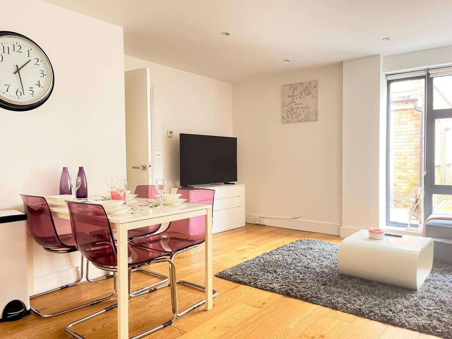 Omega Terrace, Luxury Modern Interior, Located Close To Alexandra Palace * Londres
