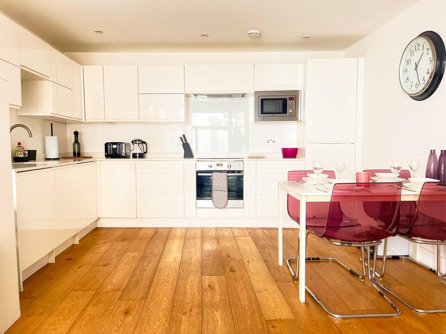 Omega Terrace, Luxury Modern Interior, Located Close To Alexandra Palace * Londres