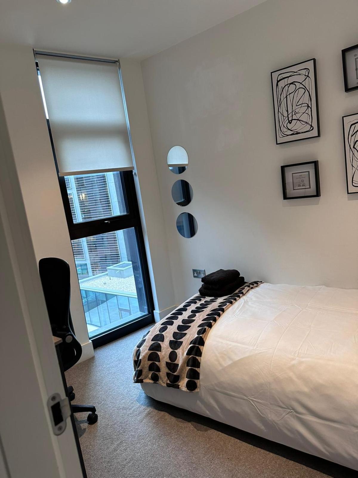 Stylist 2 Bedroom In *