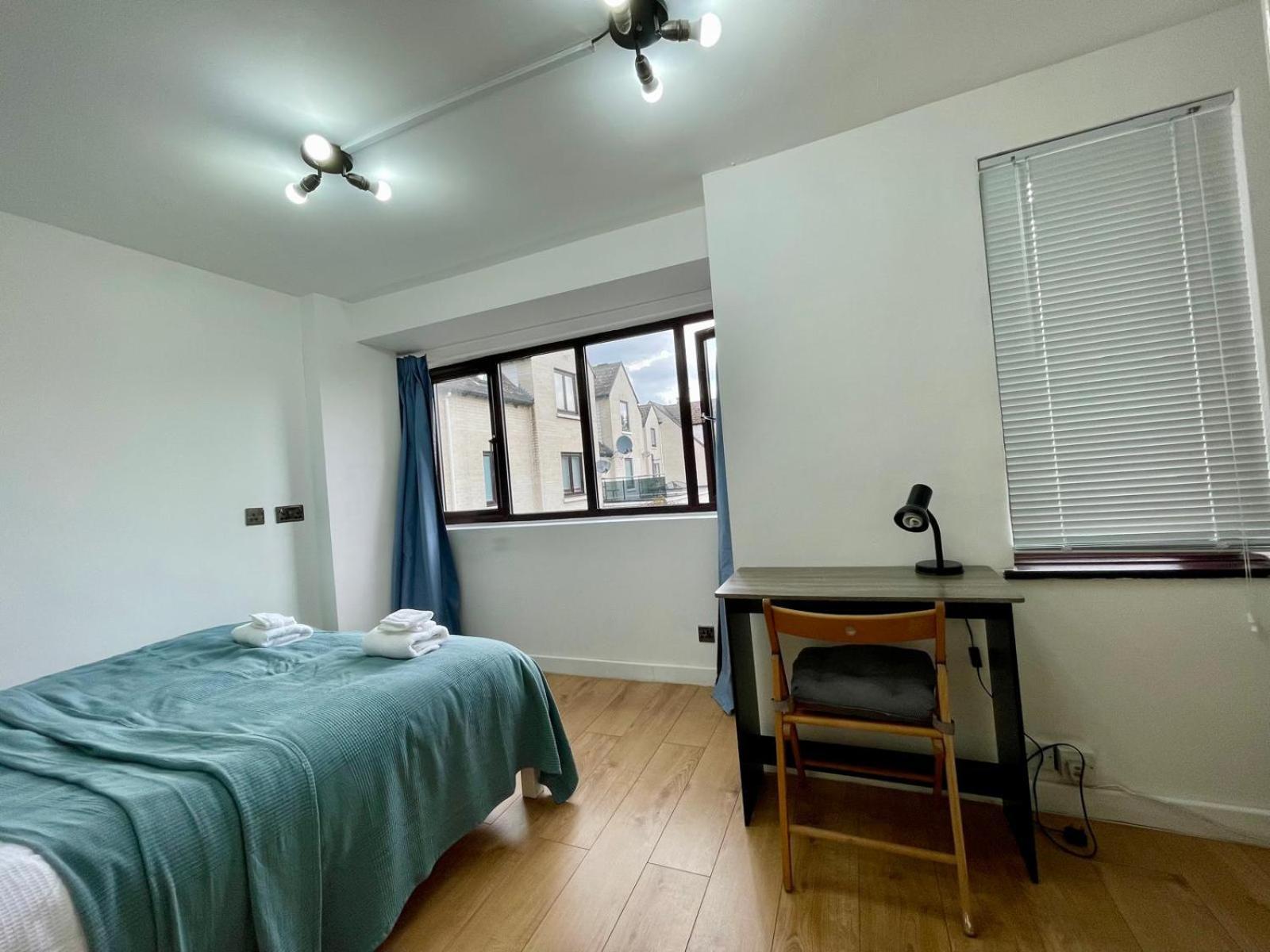 Thamesview Canary Wharf With Freeparking Ferienhaus London
