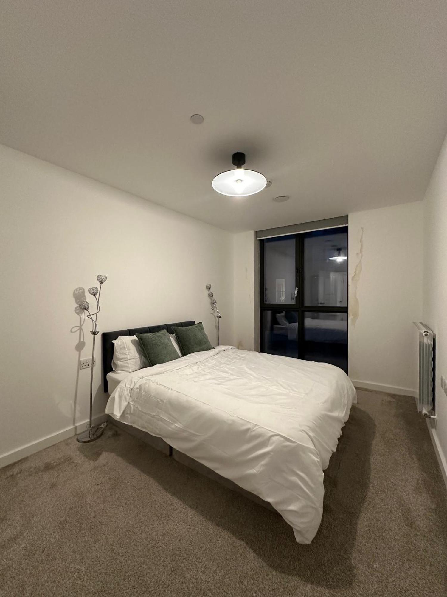 Artistic Flat