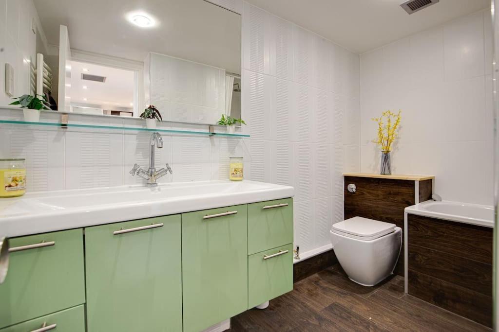 Luxstay Earls Court - Sleeps Up To 7 Apartment