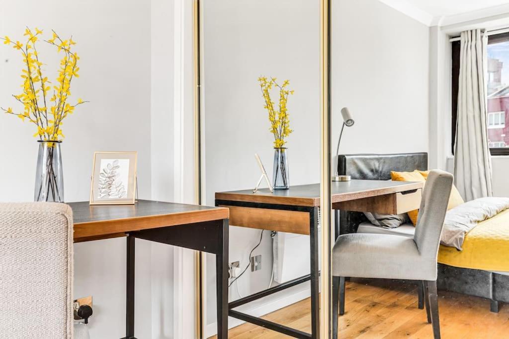 Luxstay Earls Court - Sleeps Up To 7 London