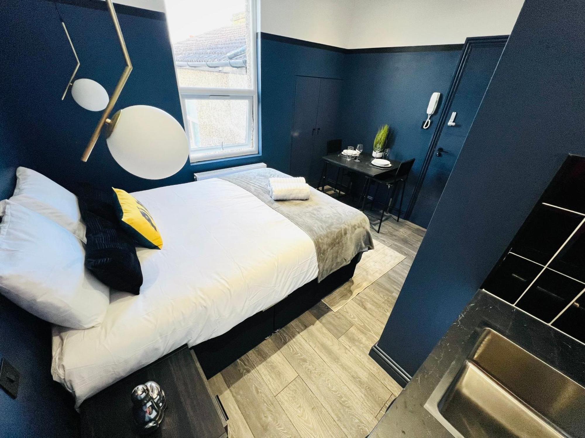 61 Studio, Ideal For Tourists High Recommend!!! Pensión *
